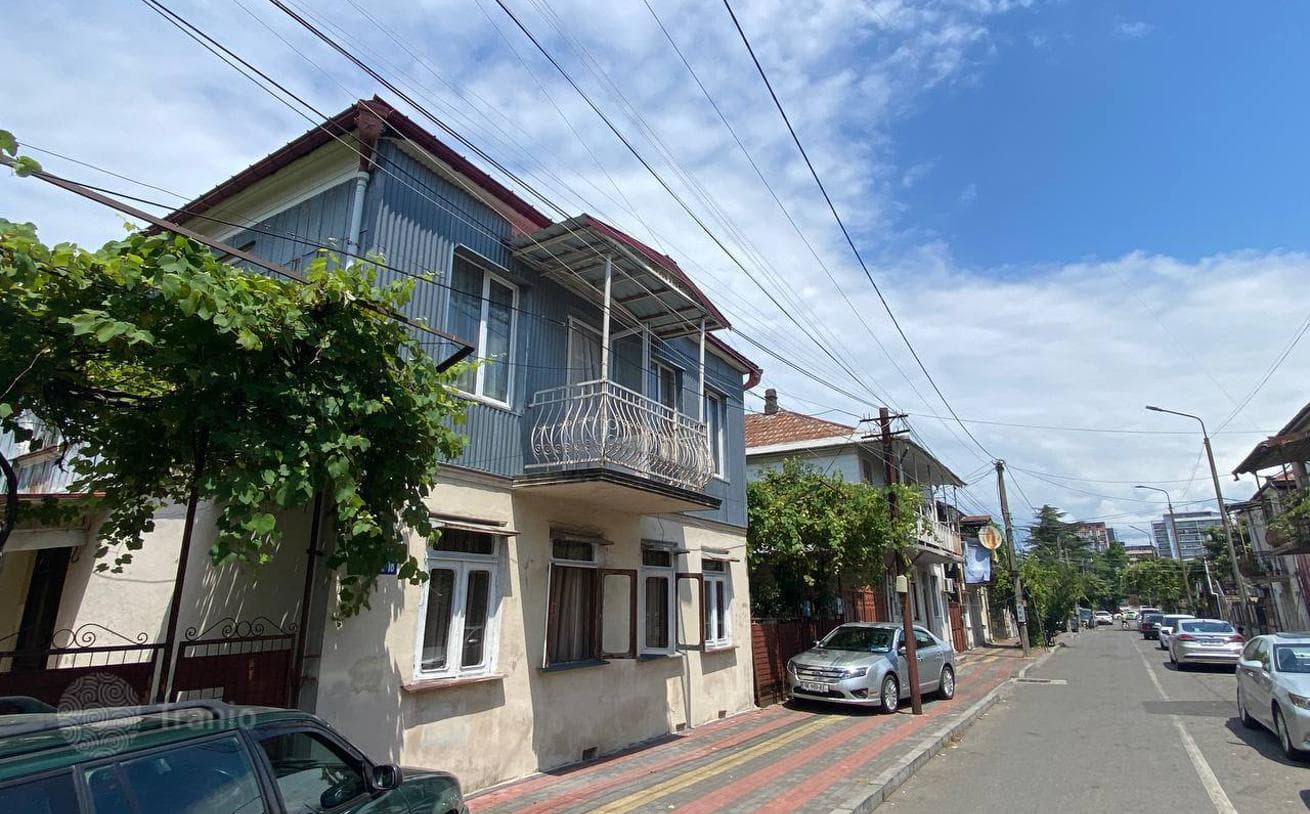 4-Bedroom House in Central Batumi, photo 4