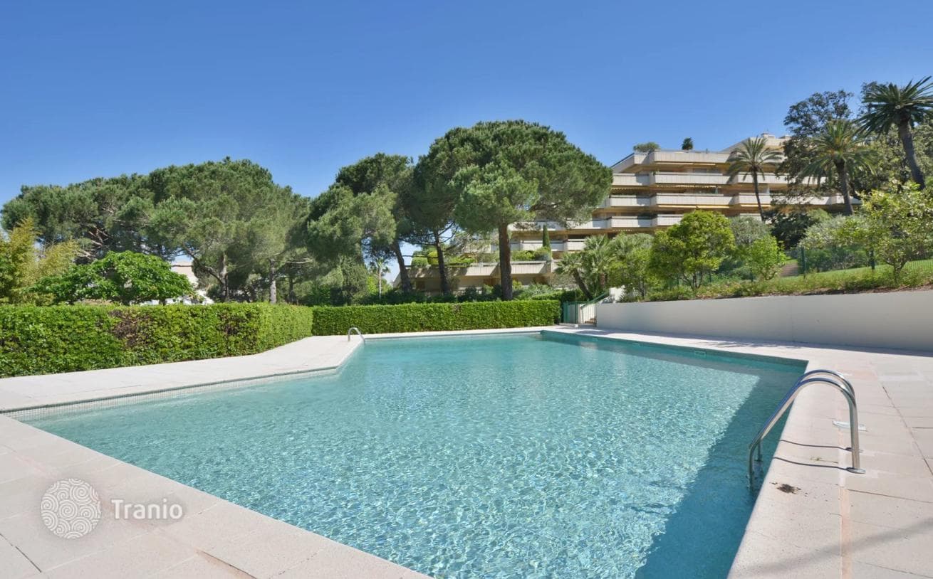 3-Bedroom Apartment with Garden in Antibes, Antibes, photo 5