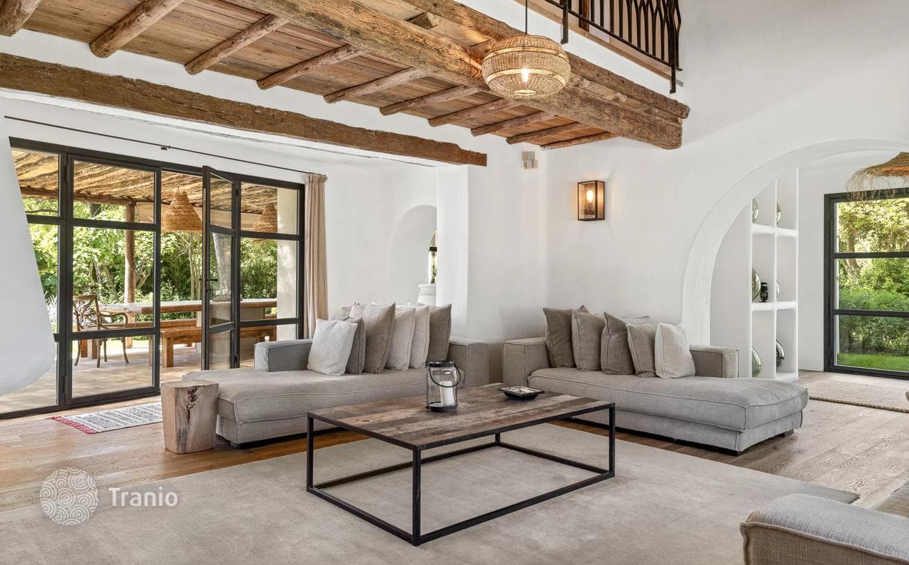 5-Bedroom Villa with Private Pool in Mougins, photo 4