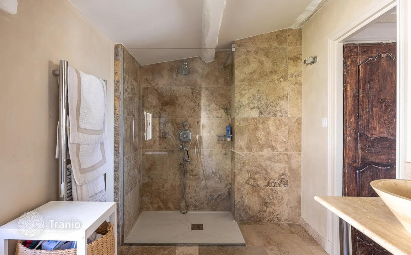 5-Bedroom Townhouse in Mougins, photo 3