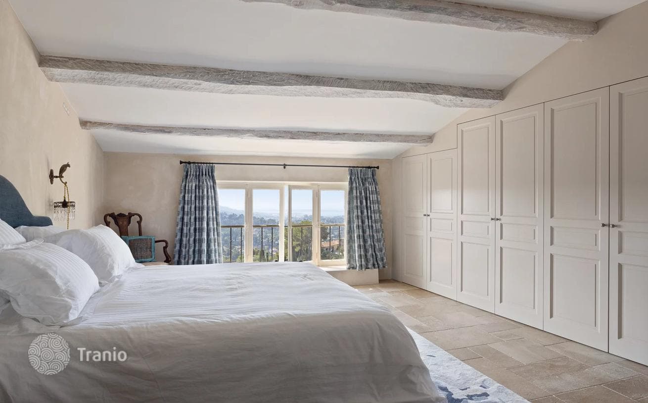 5-Bedroom Townhouse in Mougins, photo 4