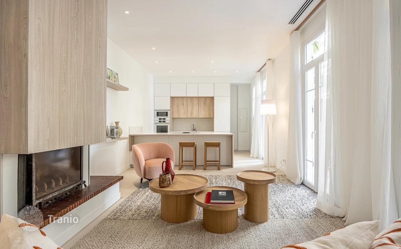 3-Bedroom Townhouse in Cannes, photo 2