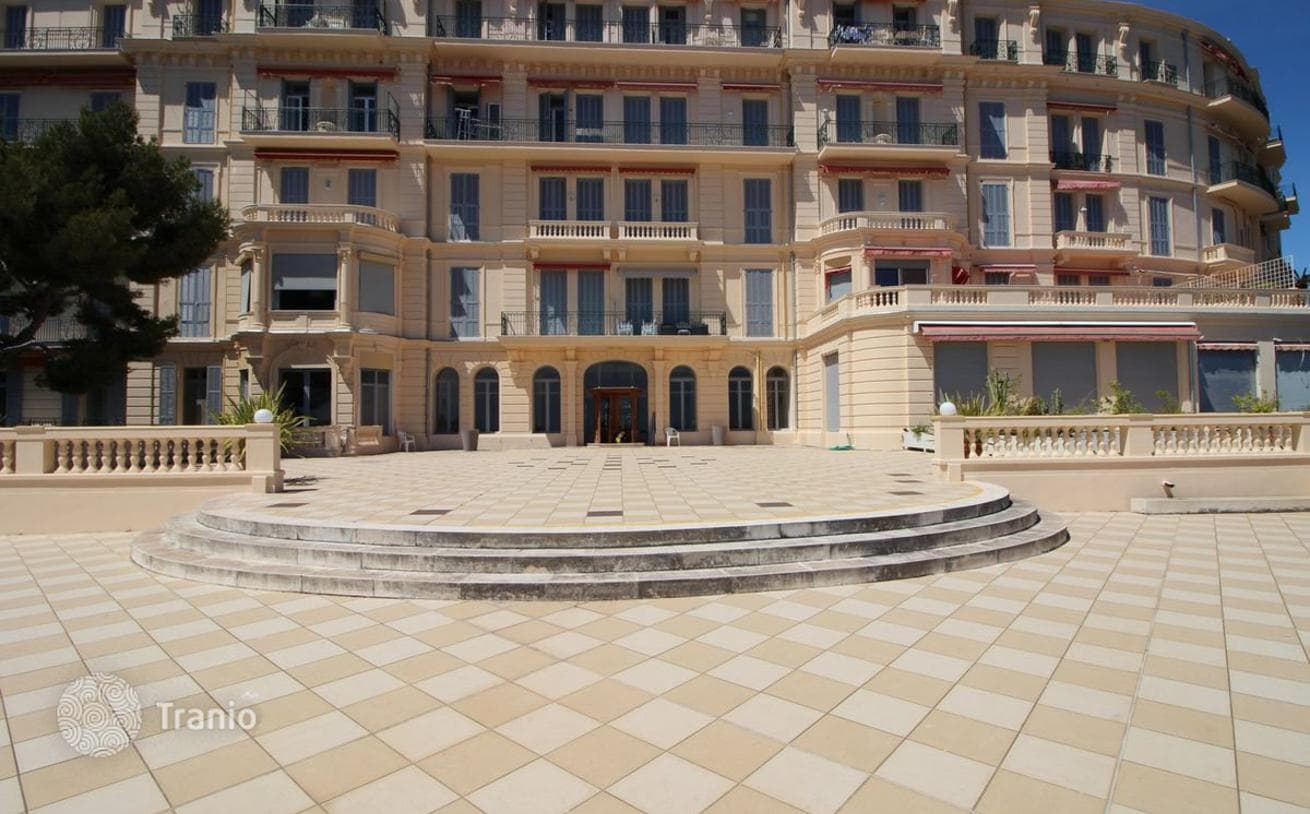 4-Bedroom Apartment with Sea View in Roquebrune-Cap-Martin, photo 5