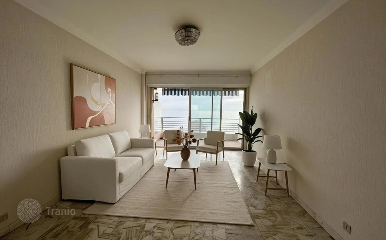 2-Bedroom Apartment with Sea Views in Menton, photo 4