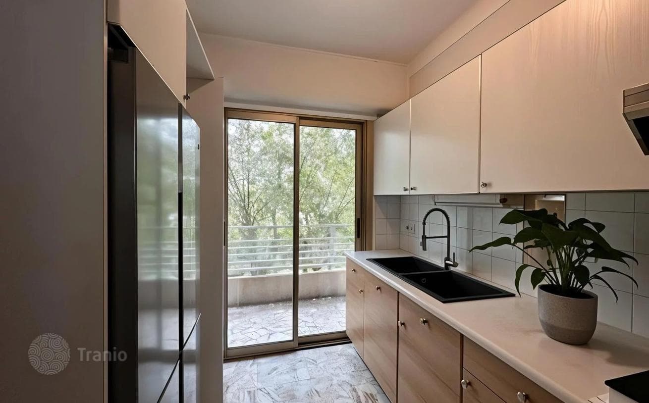 2-Bedroom Apartment with Sea Views in Menton, photo 5
