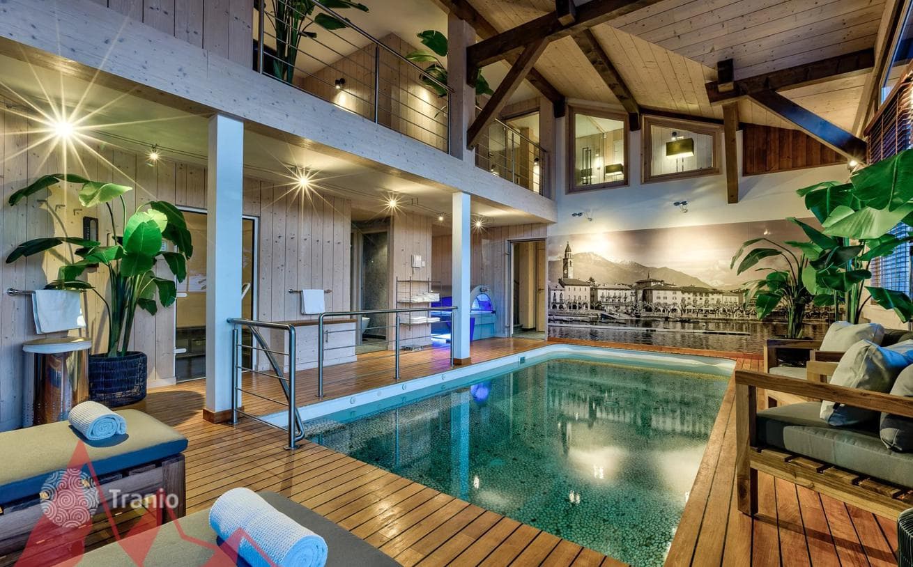 17-Room Chalet with Unobstructed Views in Morzine, photo 3