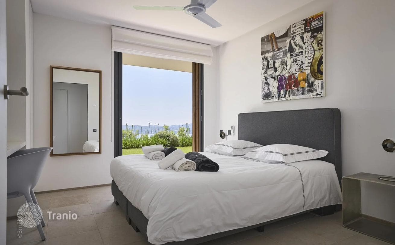 9-Bedroom Villa with Sea View in Grimaud, France, photo 3
