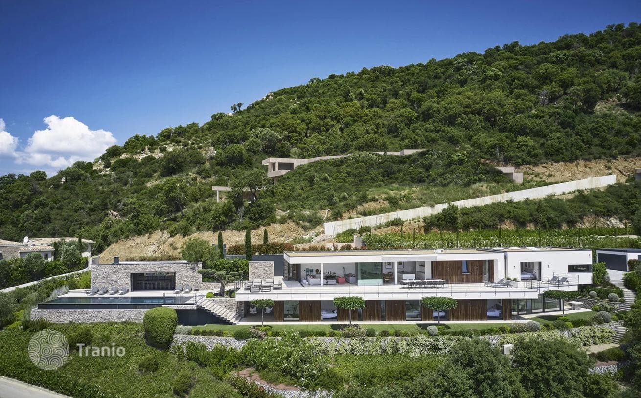 9-Bedroom Villa with Sea View in Grimaud, France, photo 4