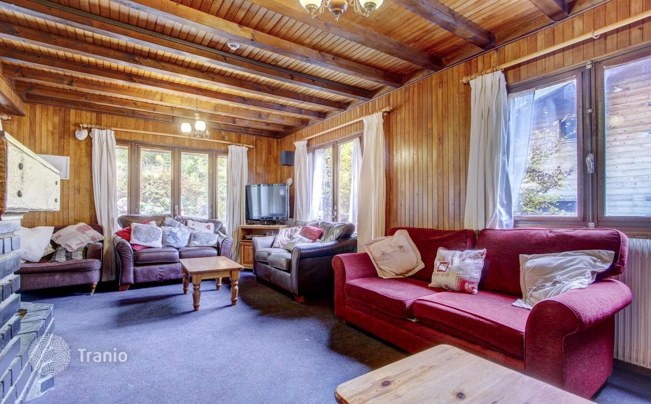 14-Room Chalet 250 m² in Morzine, photo 5