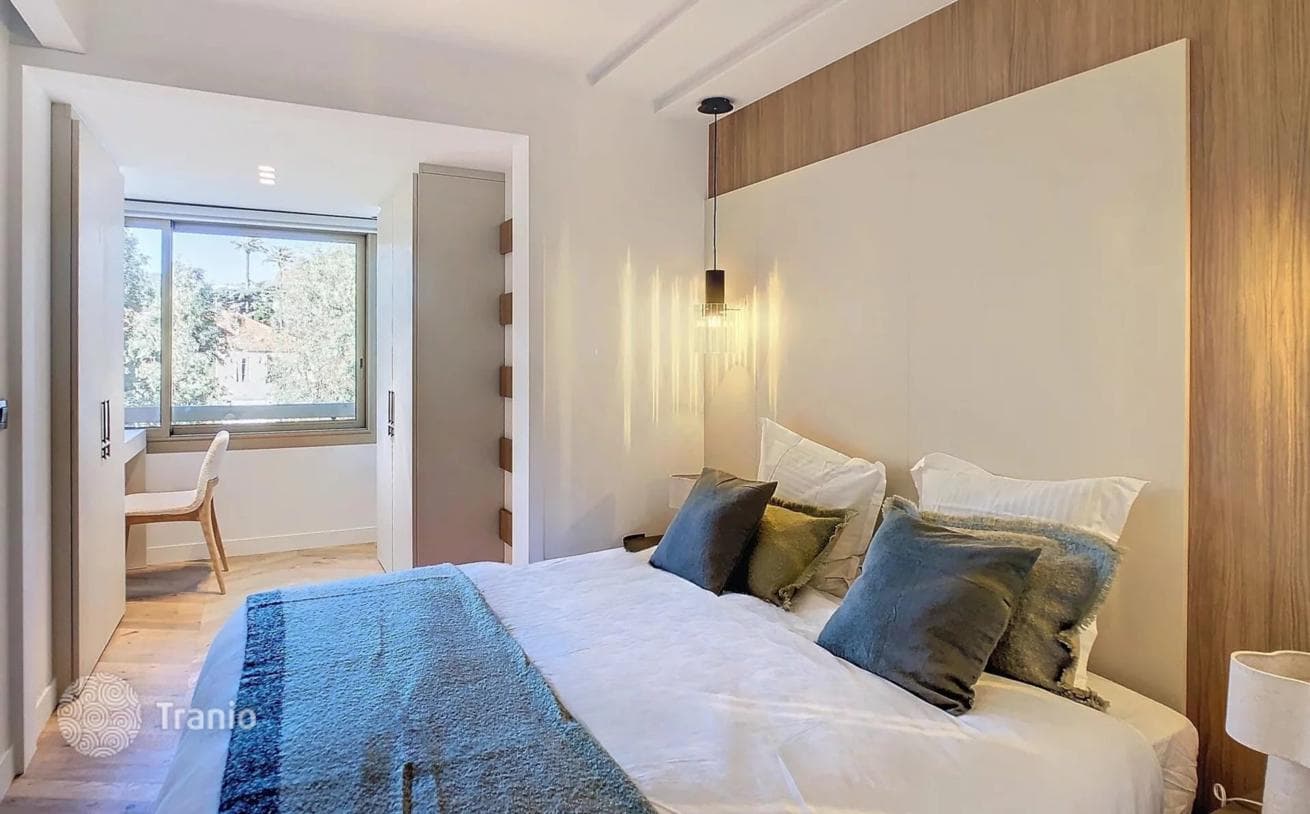 3-Bedroom Apartment with Sea View in Palm Beach, photo 2
