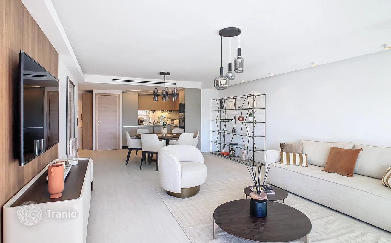 3-Bedroom Apartment with Sea View in Palm Beach, photo 4