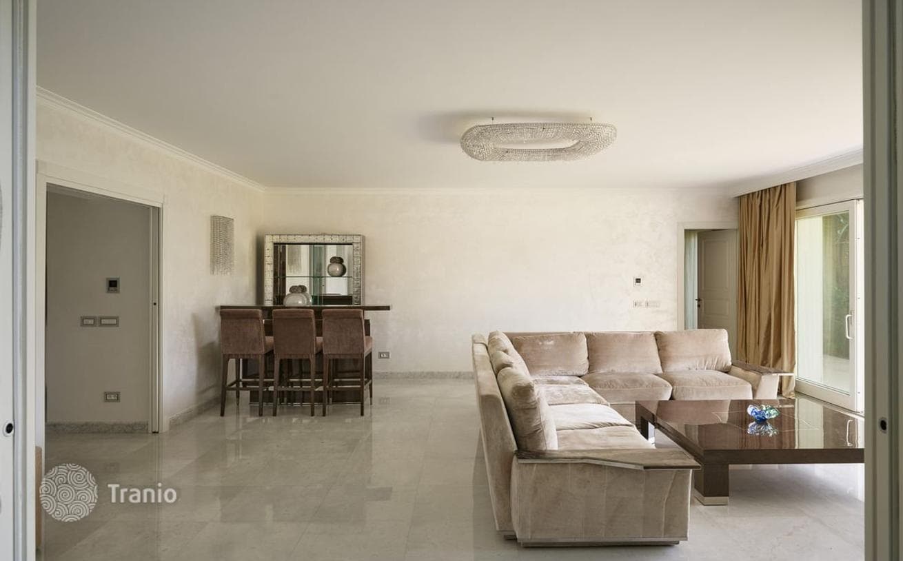 12-Bedroom Villa with Panoramic Sea View in Cap-d'Ail, photo 5