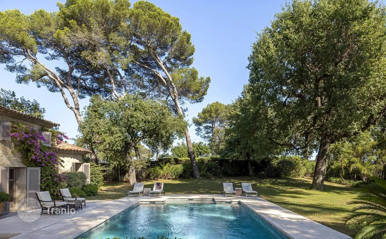 7-Bedroom Villa with Private Pool in Mougins, photo 2