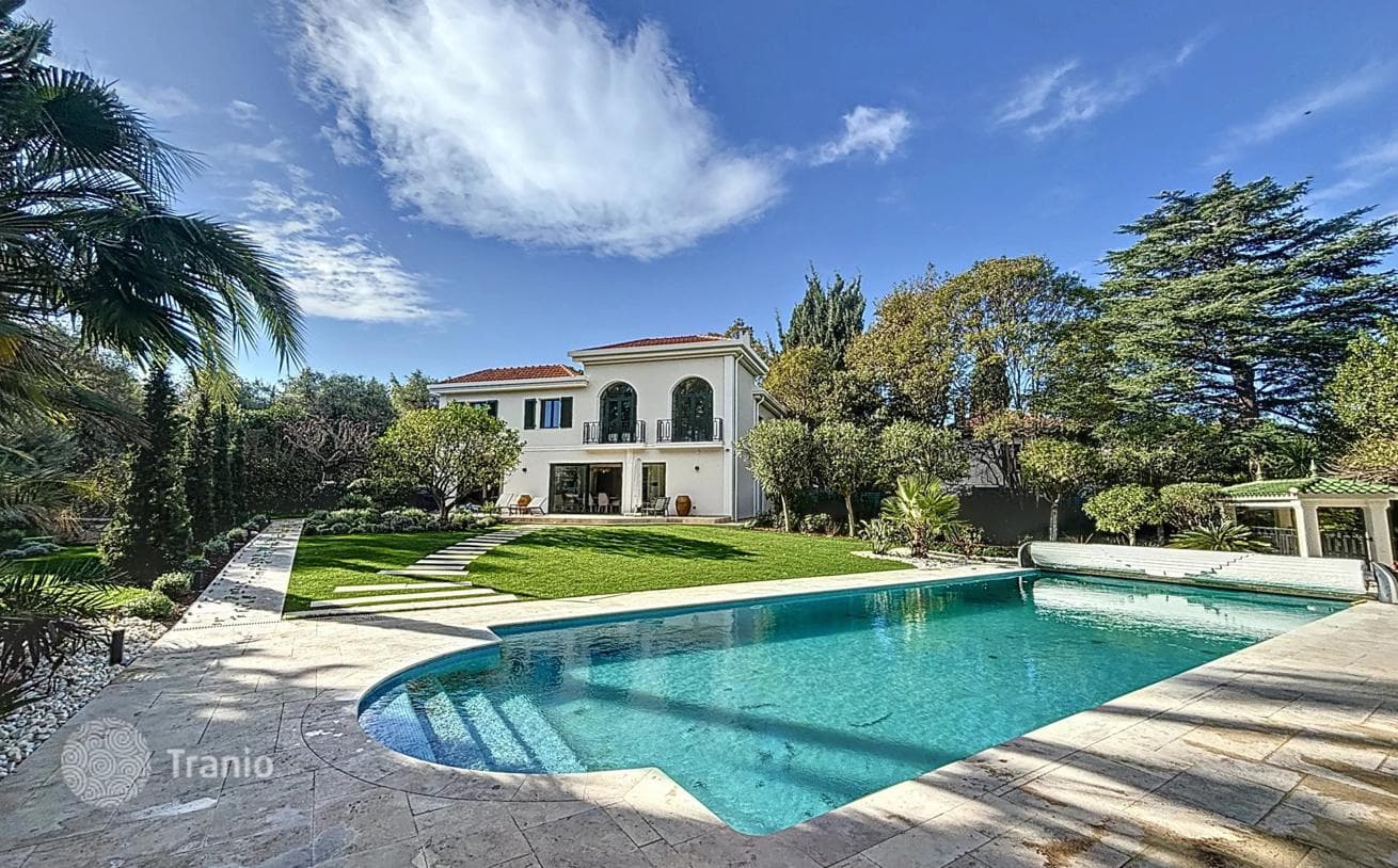 6-Bedroom Villa with Private Pool in Cap-d'Ail, Côte d'Azur, photo 4