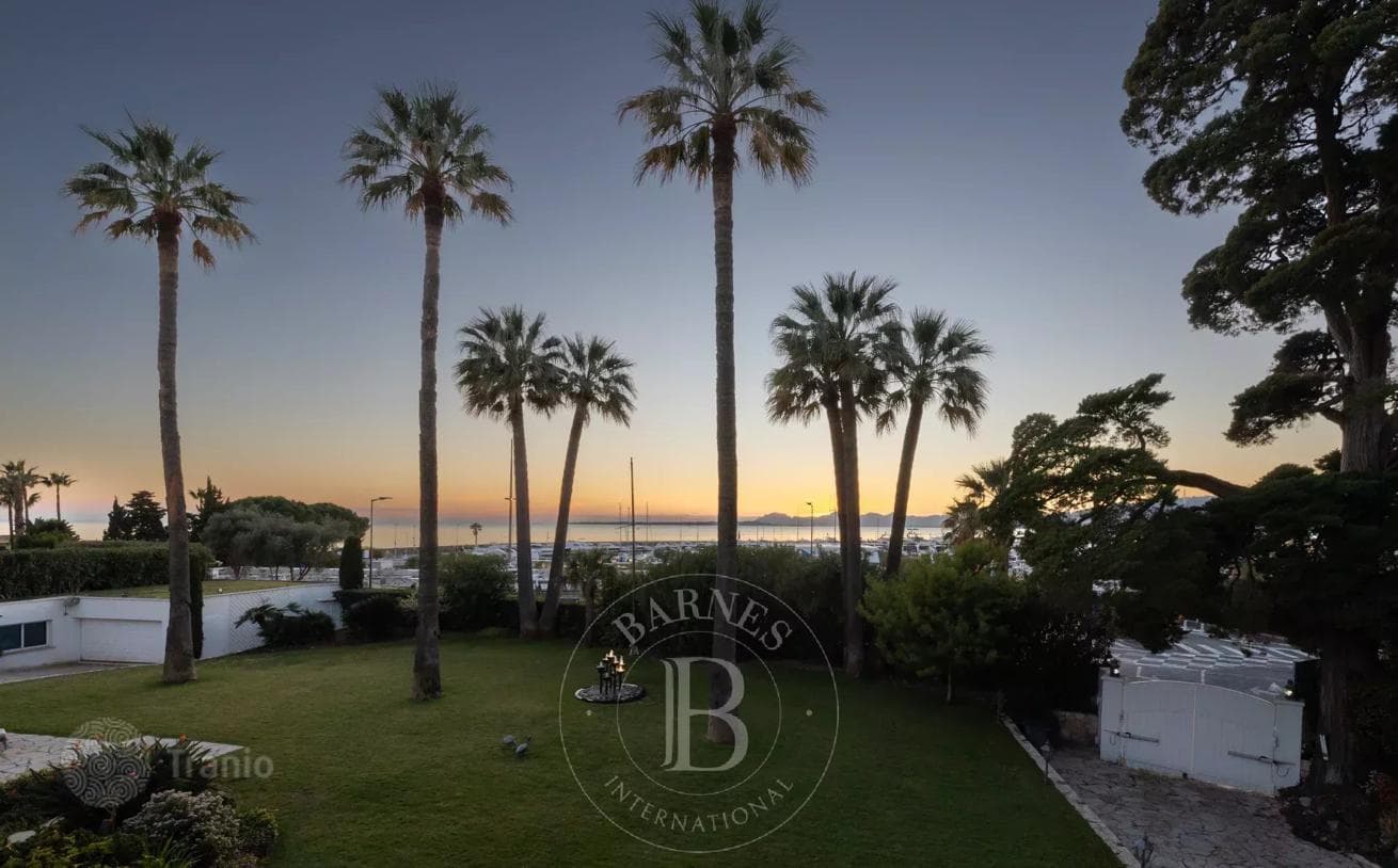 9-Bedroom Villa with Indoor Pool in Cap-d'Ail, France, photo 2