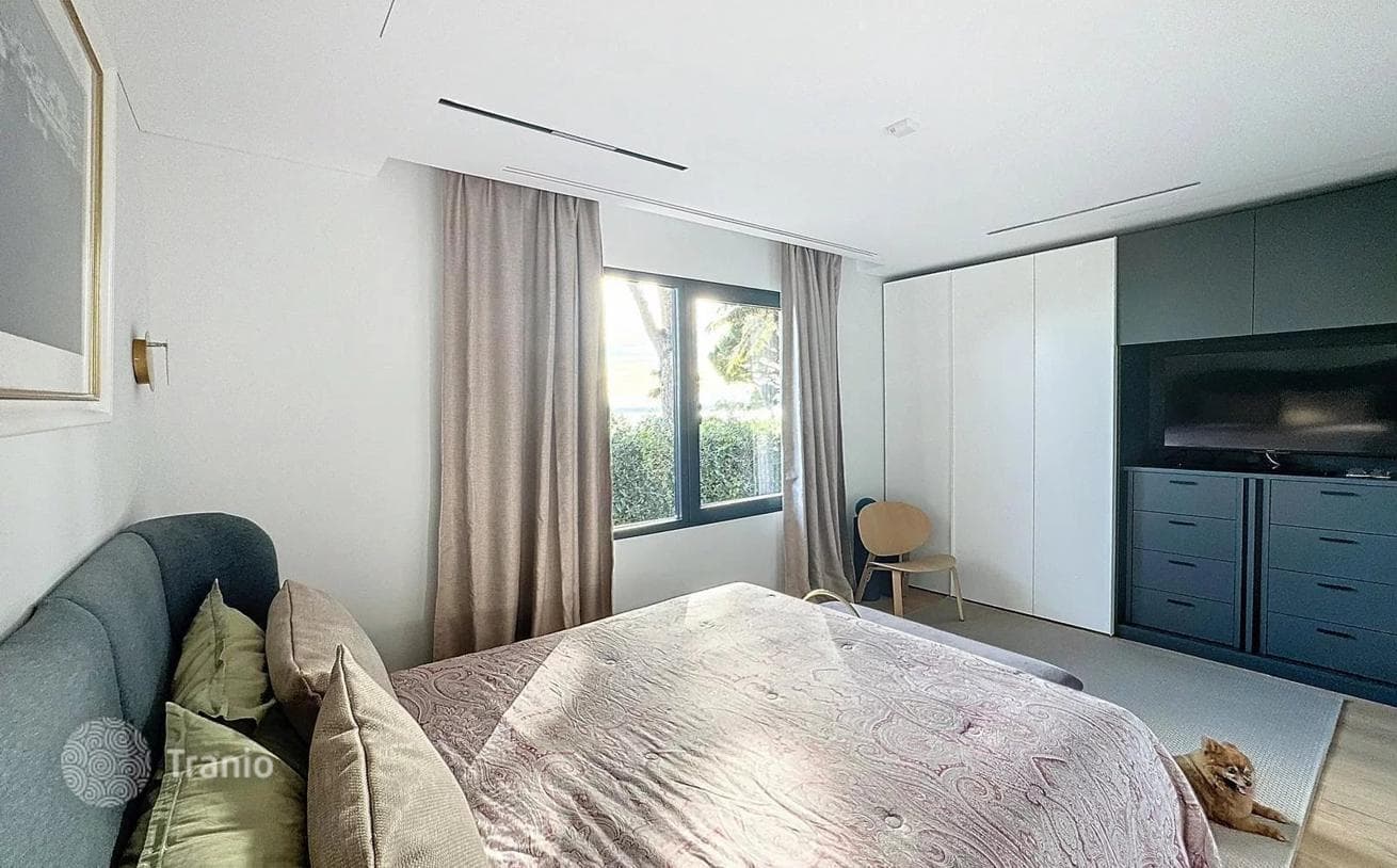 7-Bedroom Villa with Panoramic Sea Views in Cannes, photo 4