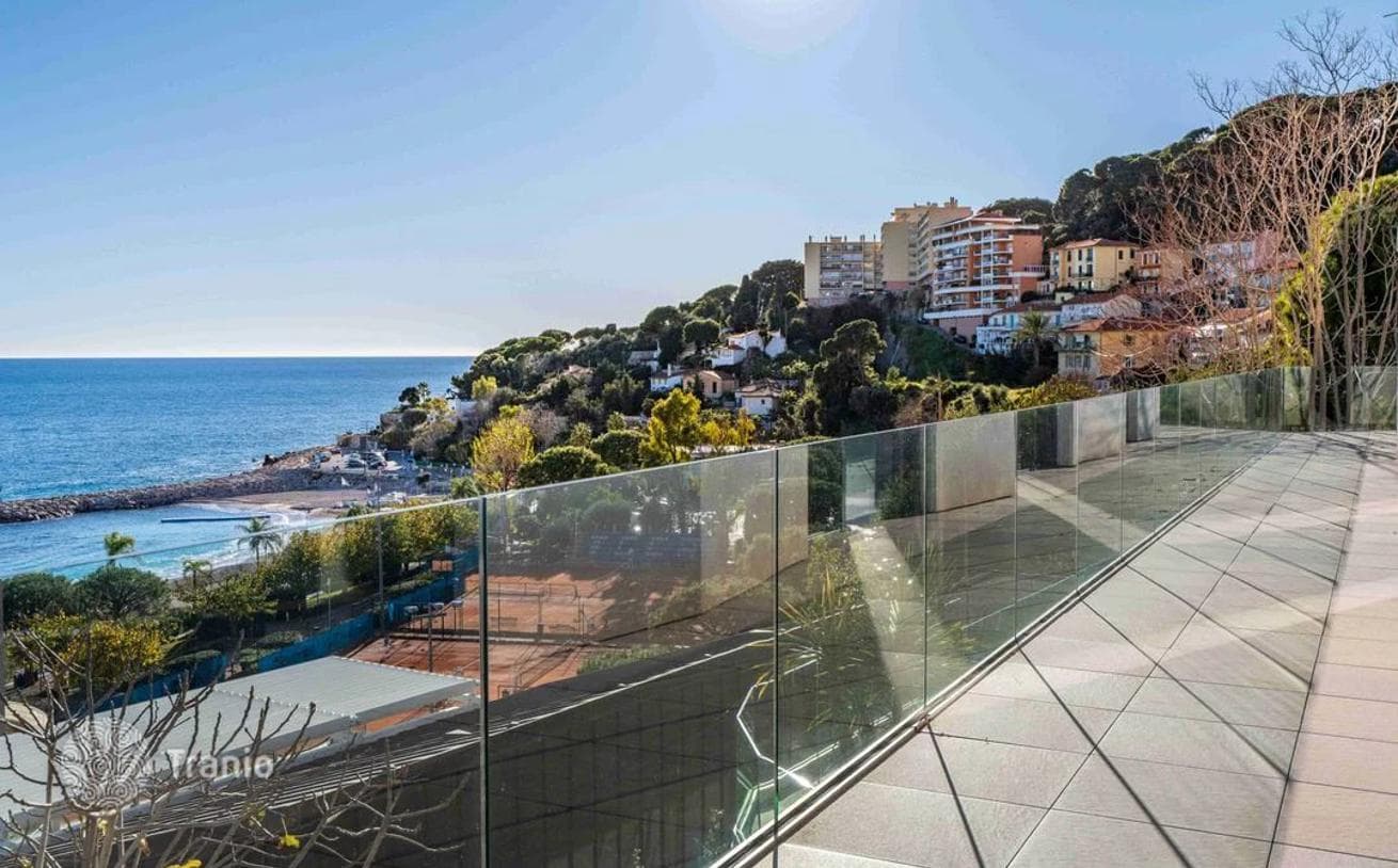 3-Bedroom Apartment in Cap-d'Ail, photo 3