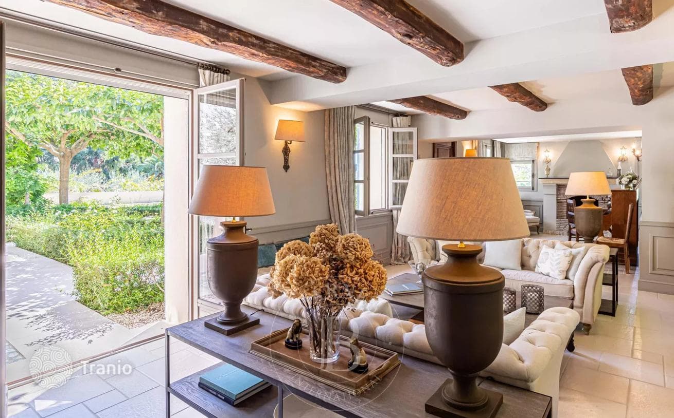 Luxury Villa with Pool and Tennis Court in Antibes, photo 5