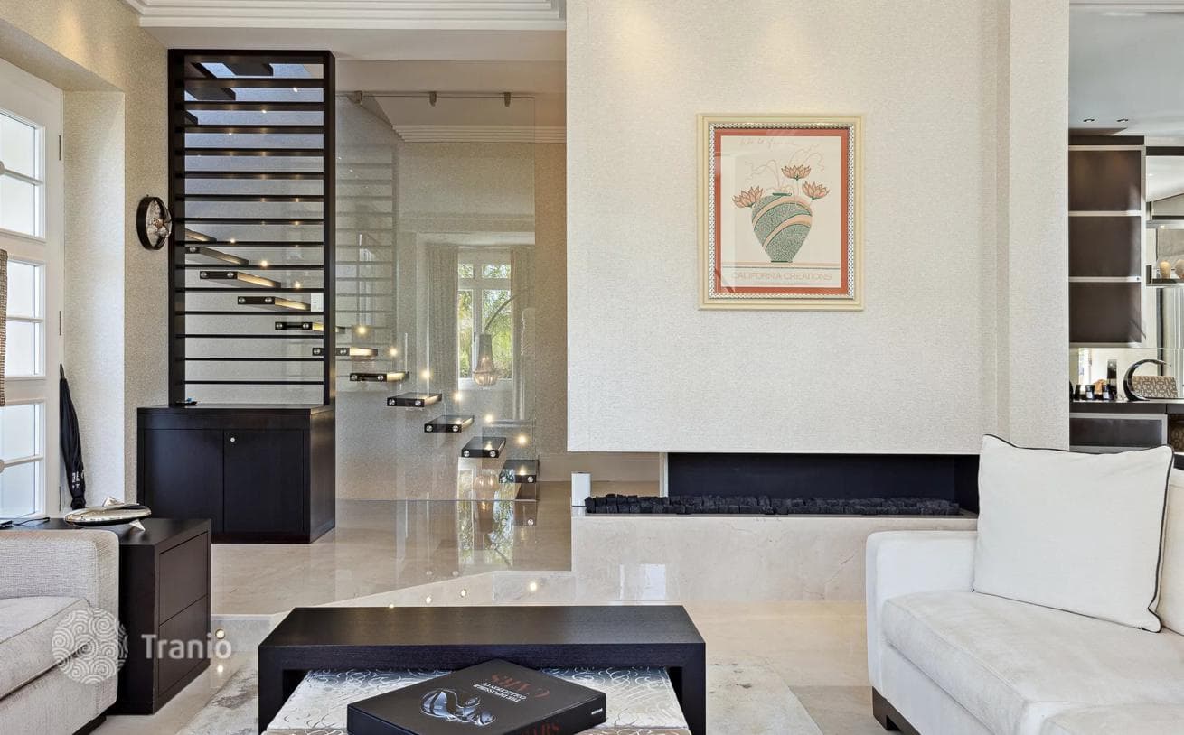4-Bedroom Villa in Cap-d'Ail, Antibes, photo 3