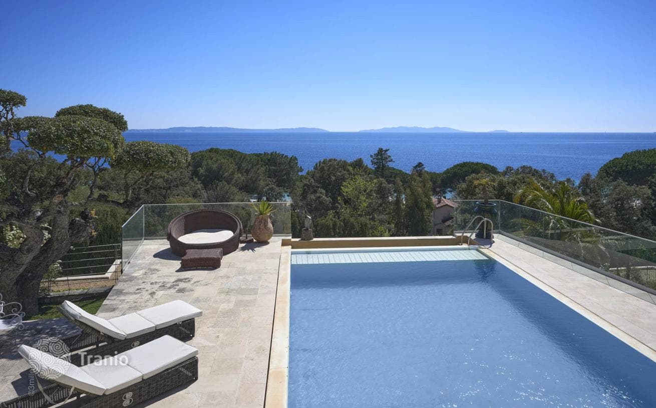Renovated Villa with Panoramic Sea Views and Private Pool in Le Lavandou, photo 4