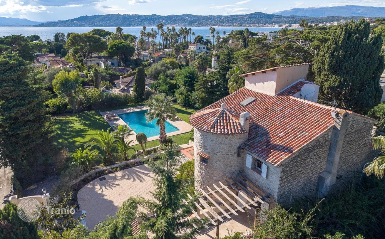 6-Bedroom Villa with Private Pool and Sea View in Cap-d'Ail, Antibes, photo 2