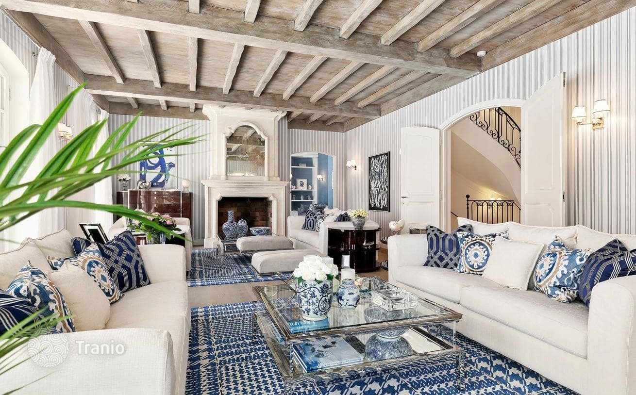 17-Bedroom Villa in La Colle-sur-Loup, photo 2