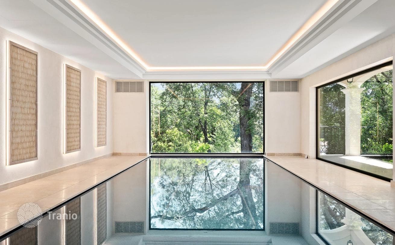 17-Bedroom Villa in La Colle-sur-Loup, photo 5