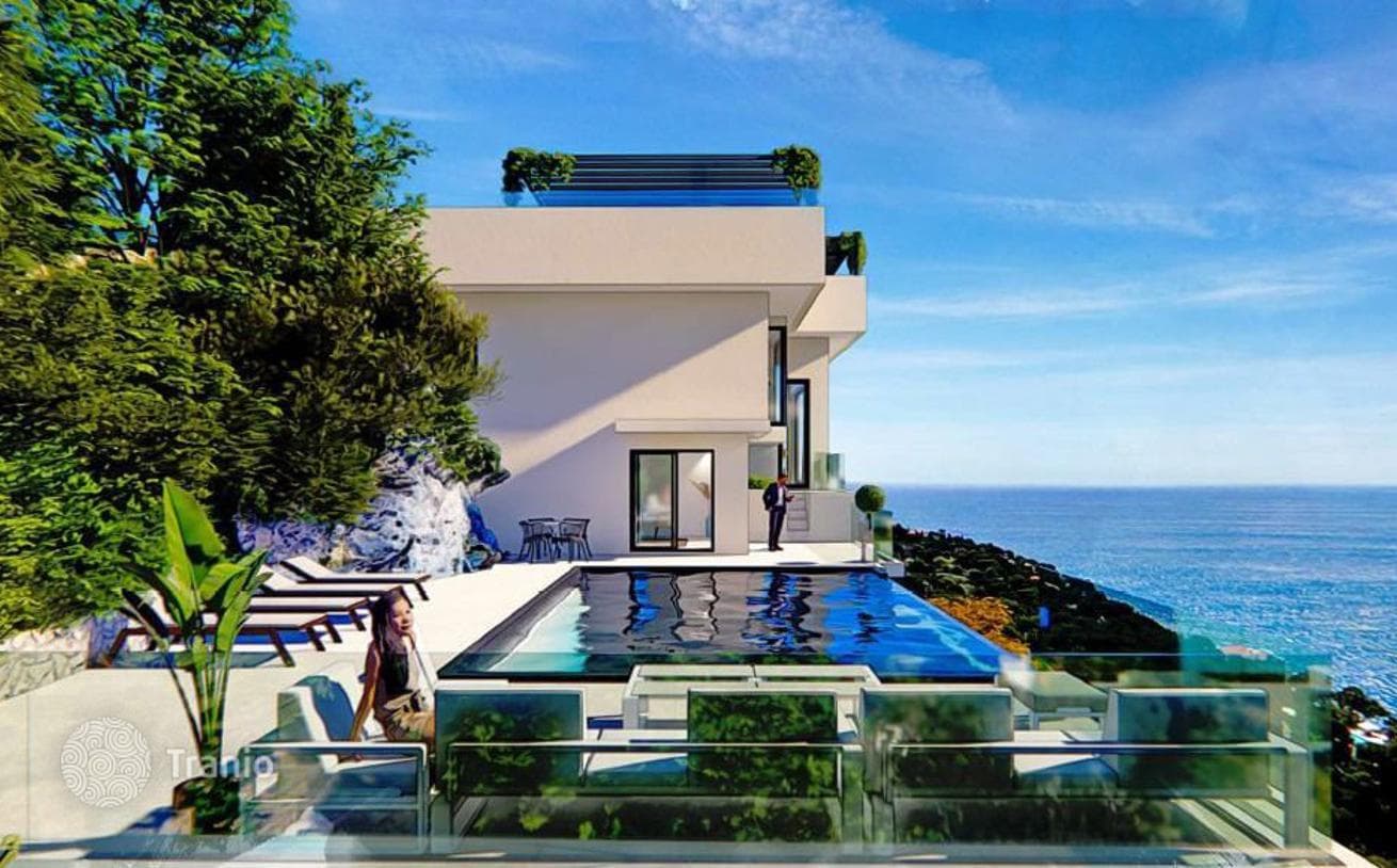 6-Bedroom Villa with Sea and Monaco Views in Roquebrune-Cap-Martin, photo 5