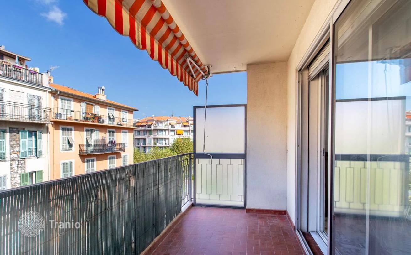 2-Bedroom Apartment with Terrace in Nice, photo 5