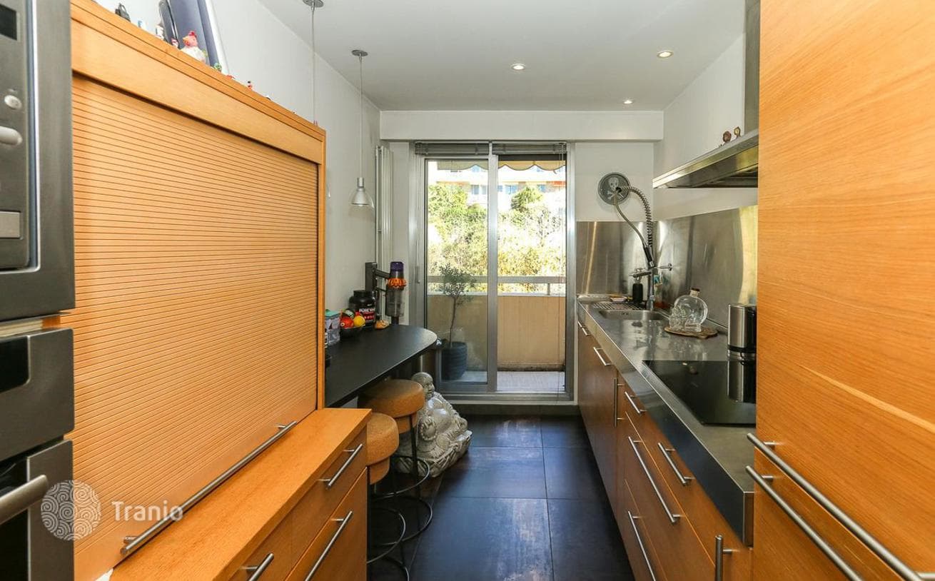 2-Bedroom Penthouse with Sea and City Views in Nice, photo 5