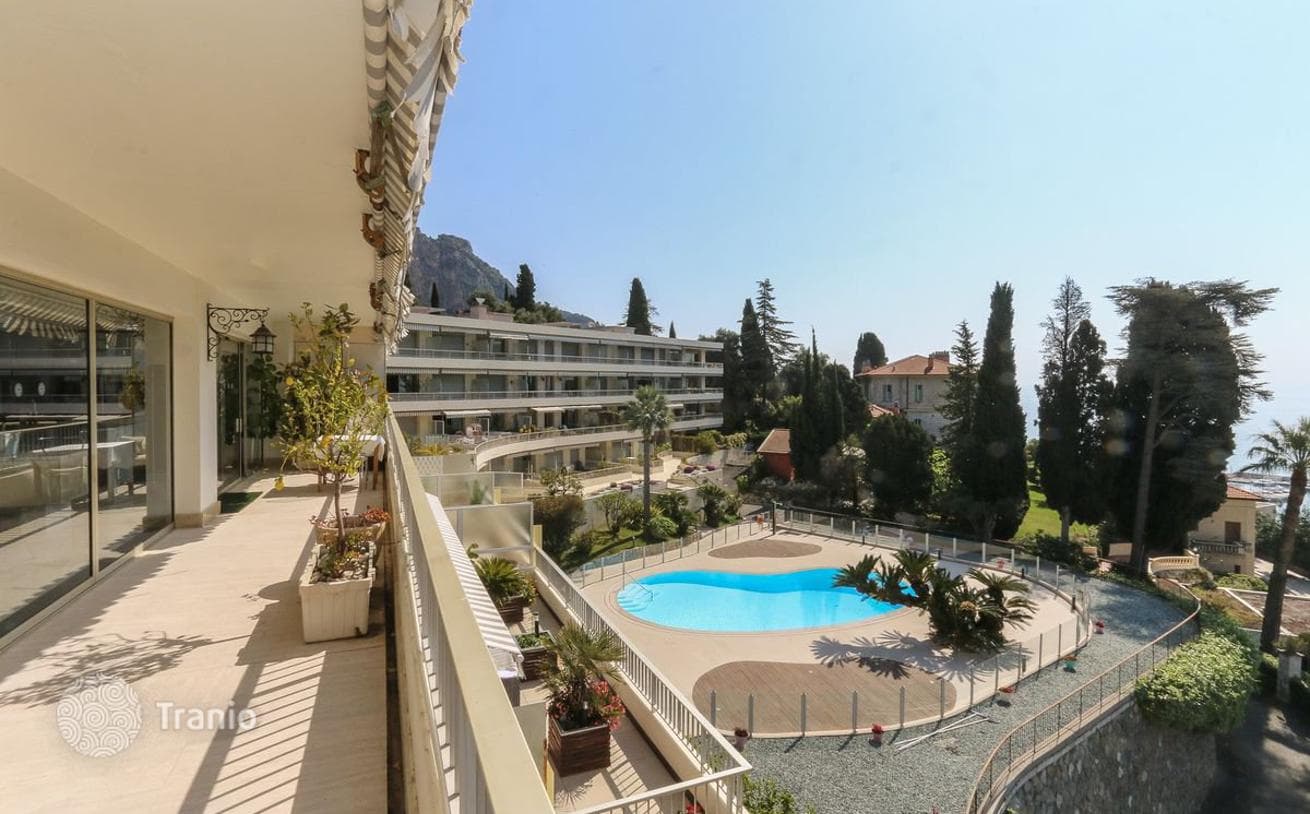 7-Room Penthouse with Sea View in Menton, photo 4