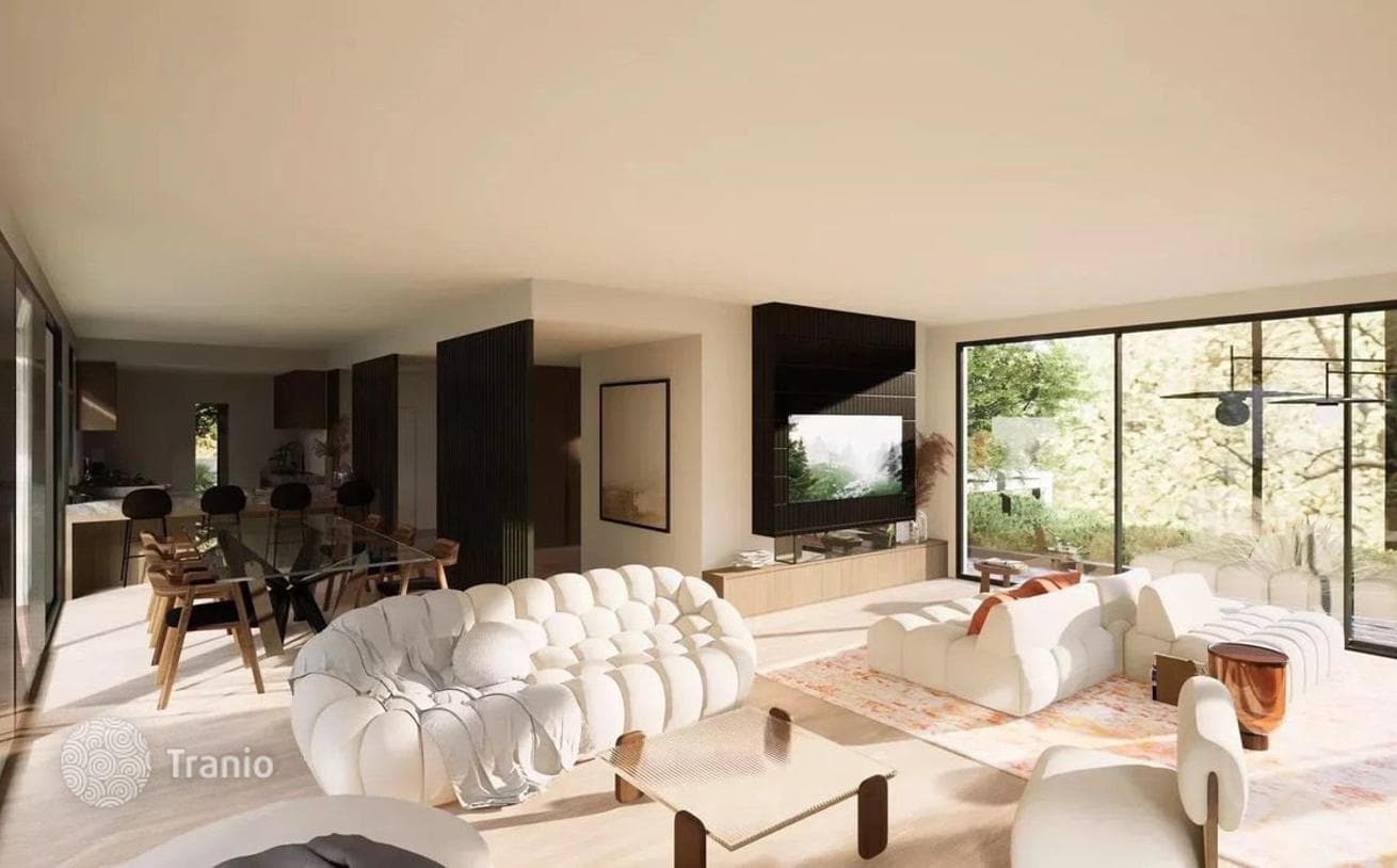 5-Bedroom Villa with Pool in Roquebrune-Cap-Martin, photo 3