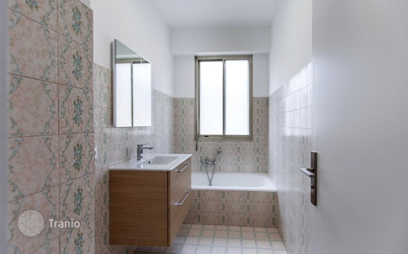 1-Bedroom Penthouse with Sea View in Beaulieu-sur-Mer