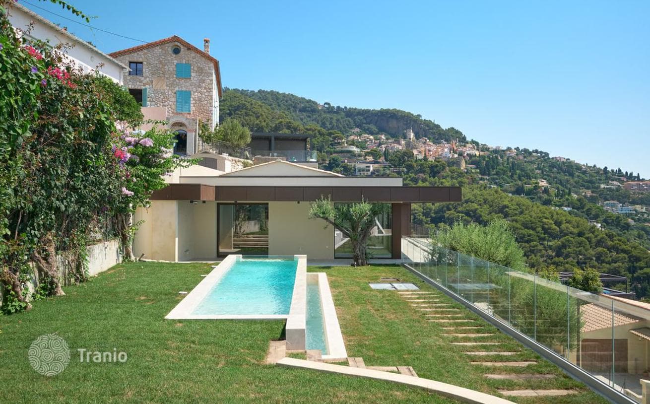 6-Bedroom Villa with Panoramic Sea Views in Roquebrune-Cap-Martin