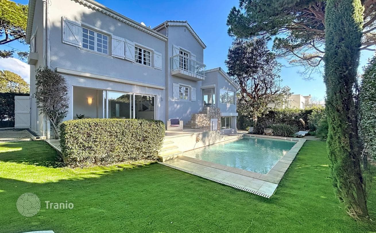 Villa with Sea View in Cap-d'Ail, France, photo 3