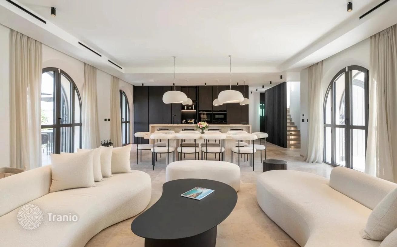 9-Bedroom Villa with Sea View in Cap-d'Ail, Antibes, photo 4