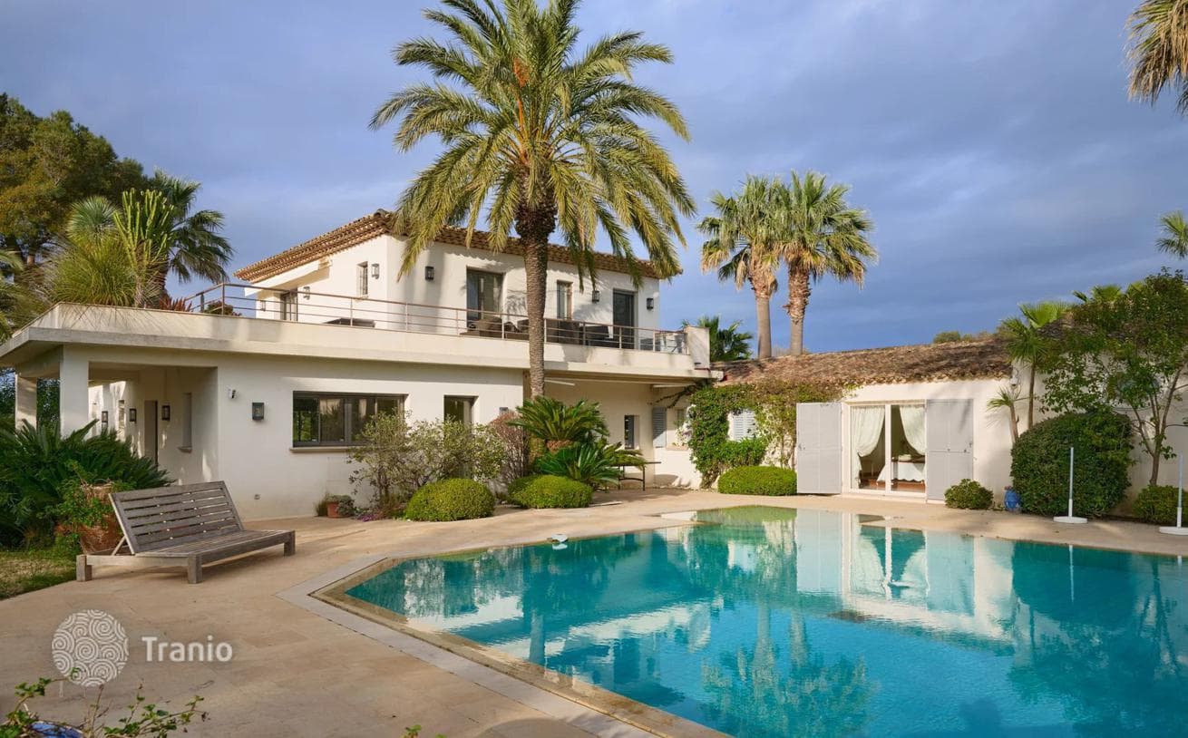 7-Bedroom Villa in Saint-Tropez, photo 2