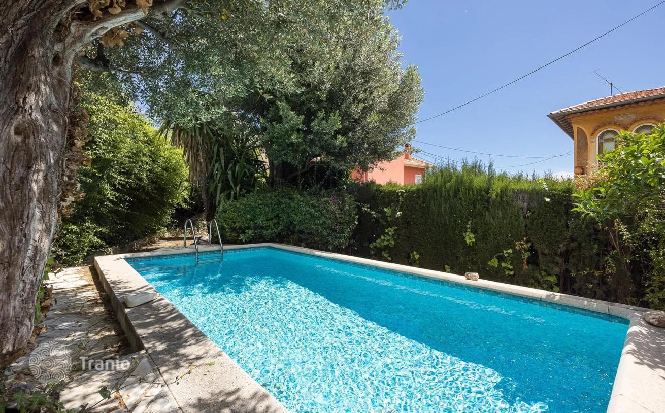 4-Bedroom Villa in Cap-d'Ail, photo 2