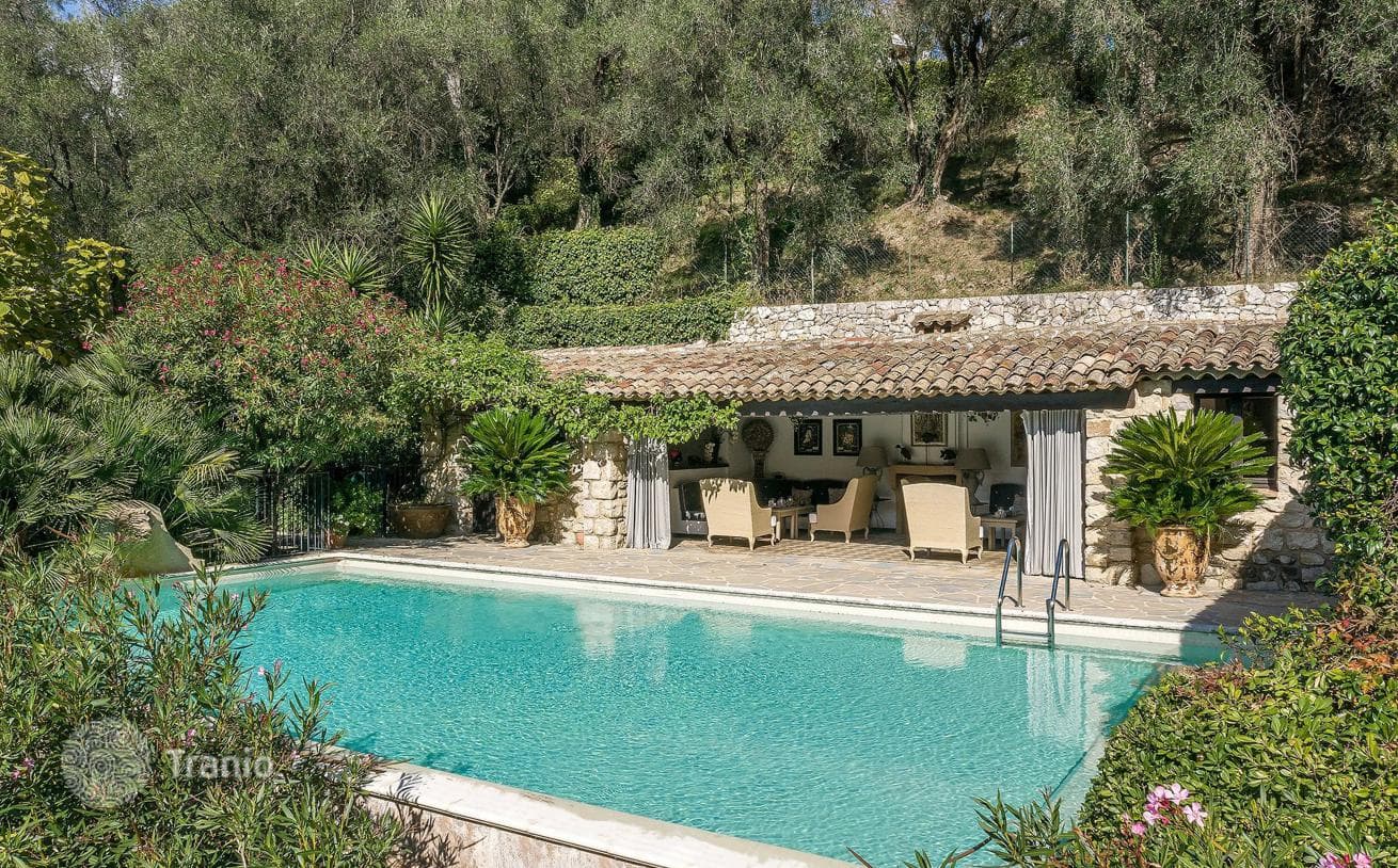 16-Room Estate in Grasse, photo 4
