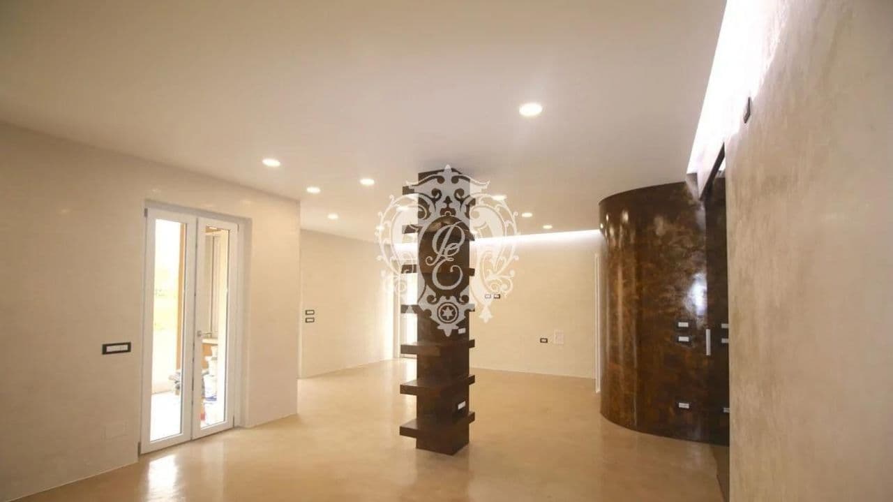 Квартира в Комо, Италия, 105 м², фото 3