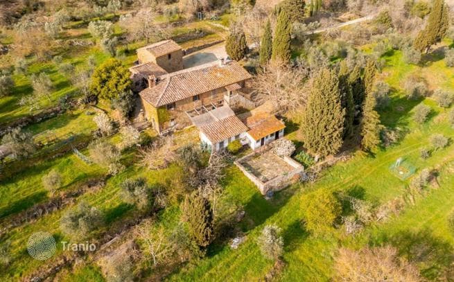 4-комнатная вилла 520 м² в Чивителла-ин-Валь-ди-Кьяна, Италия