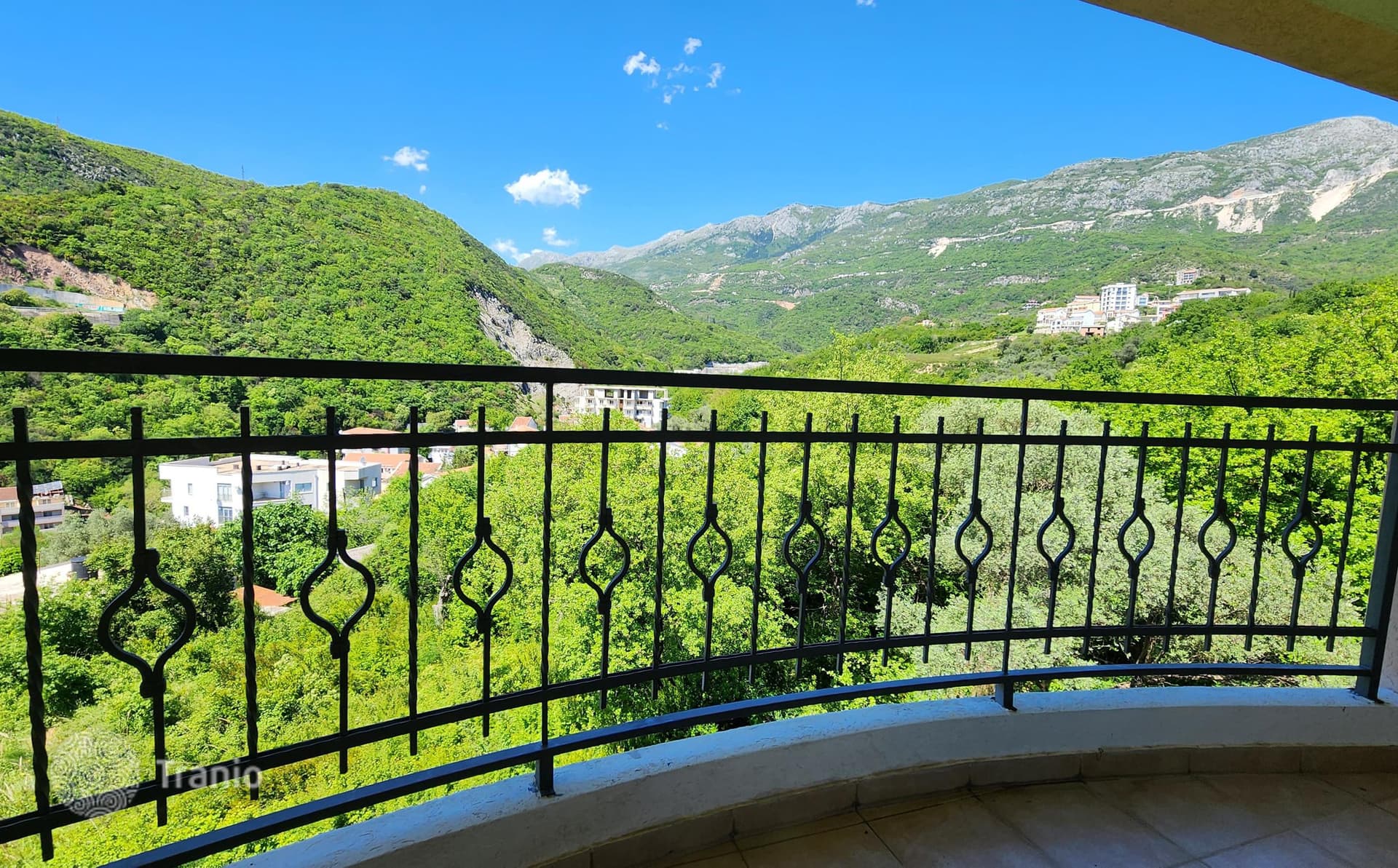 1-Bedroom Apartment with Sea Proximity in Becici, Budva, photo 3