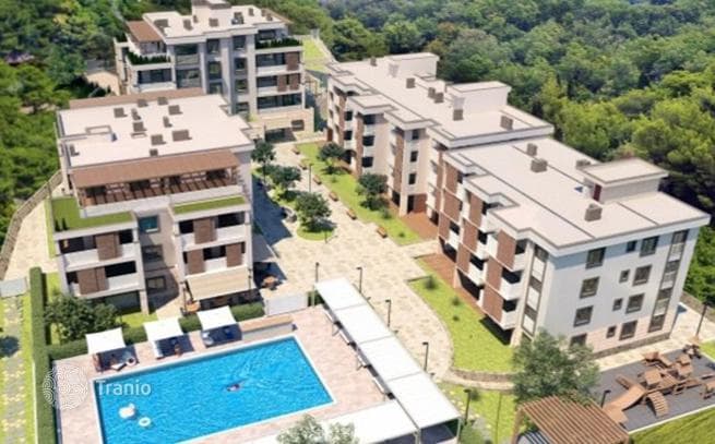 New Apartments with Shared Pool near the Sea in Igalo, Herceg Novi