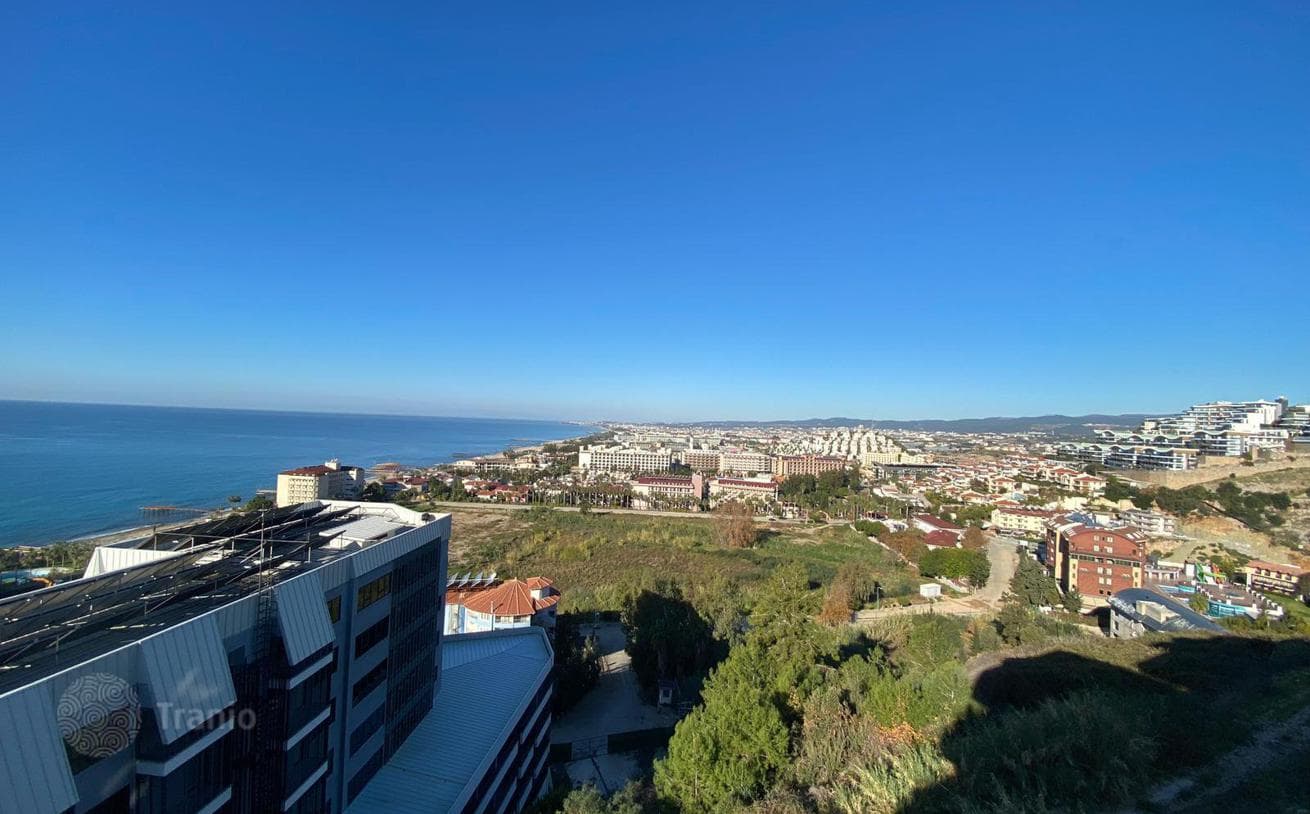 4-Bedroom Apartment with Sea View in Alanya, photo 2