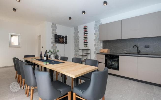 3-Bedroom Villa in Makarska, Dalmatia, photo 2
