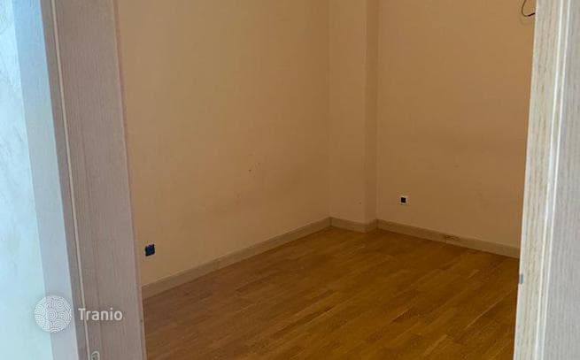 2-Bedroom Apartment with Park View in Budva, photo 3