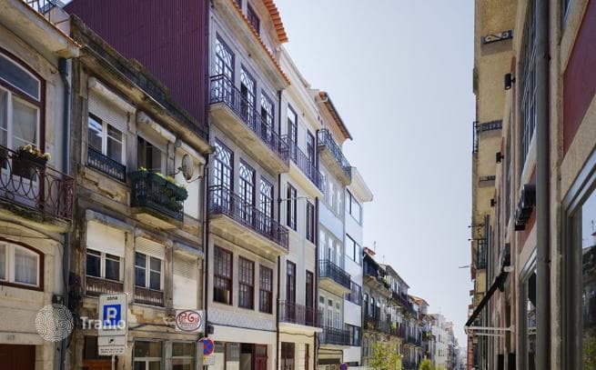 Renovated 1-Bedroom Apartment in Porto, Portugal, photo 5