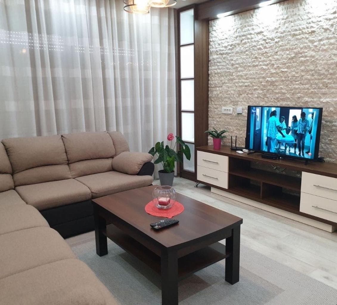 Квартира в Улцине, Черногория, 54 м²