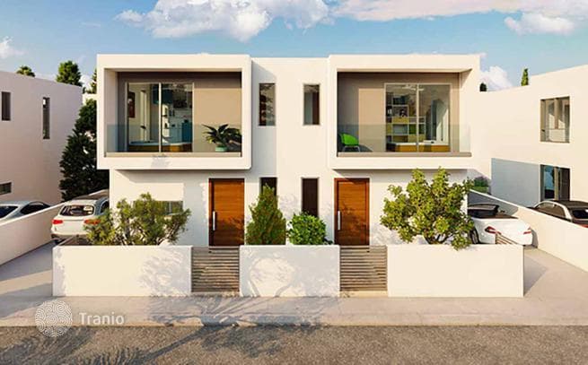 2-Bedroom Townhouse in Paphos, photo 2