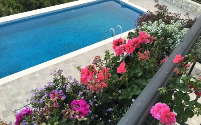 4-Bedroom Villa with Private Pool and Sea View in Susanj, Bar